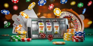 Berbagai kategori permainan di ntraholic: live dealer, slot games, esports, dan olahraga